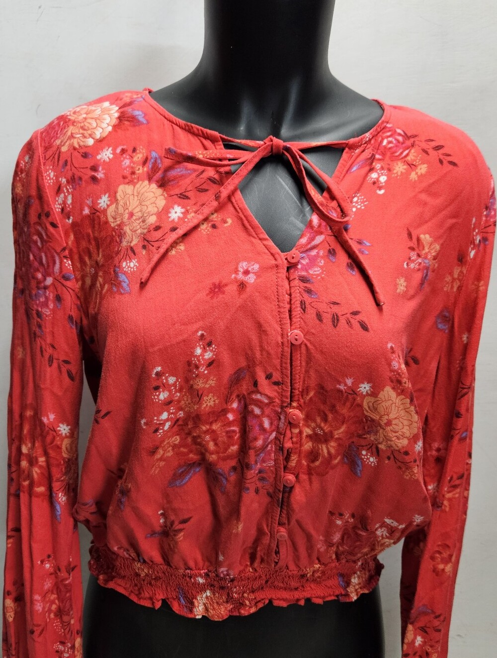 Mudd Womens/Juniors Large Red Floral Croptop Long Sleeve Loose Hippie Top Shirt